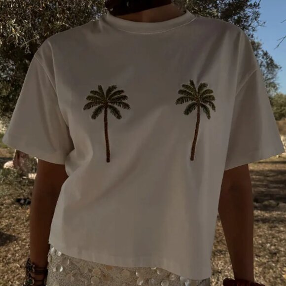 Never Fully Dressed Palm boob shirt - white palm tree t-shirt - Picture 2 of 7